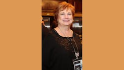 Beth Thompson 5e0f625ca0569 Beth Thompson 5e0f625ca0569