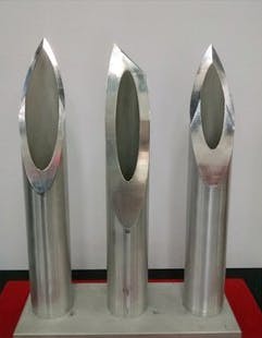 Figure 3: Bevel designs: left, large; middle, scalpel; right, standard triple bevel (courtesy of Septodont) Figure 3: Bevel designs: left, large; middle, scalpel; right, standard triple bevel (courtesy of Septodont)