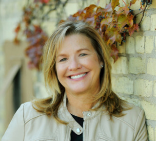 Sanders Jackie 61ddaac917703 6201931daead2 625dace61a470 62a7680c16142