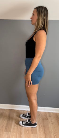 Figure 2: Core engaged with tailbone tucked Figure 2: Core engaged with tailbone tucked