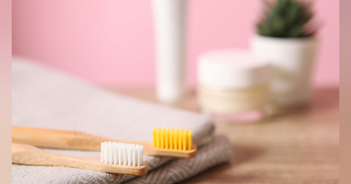 Hydroxyapatite: A way to brush your teeth with their natural components? Hydroxyapatite: A way to brush your teeth with their natural components?