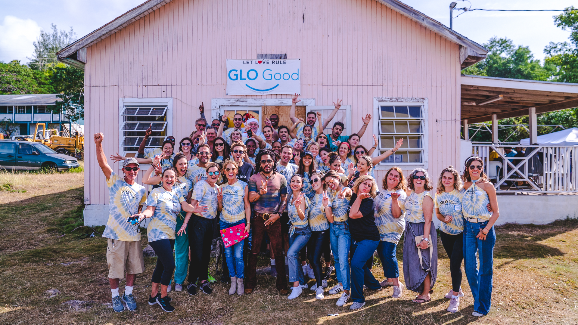 A recent volunteer group through GLO Good