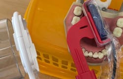 Figure 3. Open-door method. The arrow is pointing at the sensor in a correct open-door method. Figure 3. Open-door method. The arrow is pointing at the sensor in a correct open-door method.