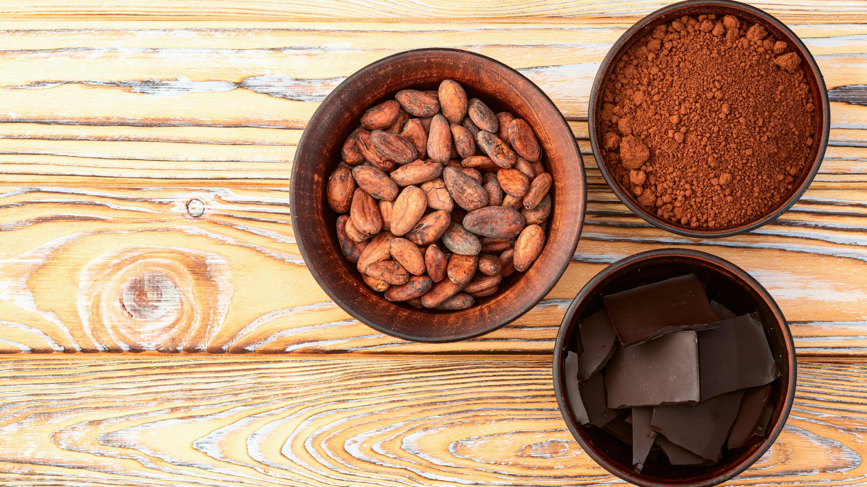 Cocoa beans and oral health